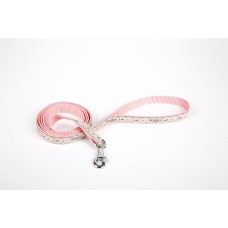 Doggie Desenli Süslü Dokuma Köpek Gezdirme Kayışı El Yapımı 1,5 x 160 cm Pembe Doggie Desenli Süslü Dokuma Köpek Gezdirme Kayışı El Yapımı 1,5 x 160 cm Pembe