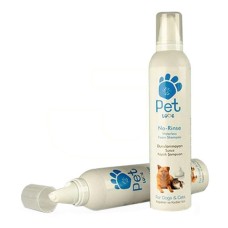 Pet Love Durulanmayan Susuz Kedi Ve Köpek Köpük Şampuan 300 ML Pet Love Durulanmayan Susuz Kedi Ve Köpek Köpük Şampuan 300 ML