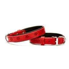 Doggie Pati Desenli Deri Köpek Boyun Tasması 2x35x40 cm Kırmızı Doggie Pati Desenli Deri Köpek Boyun Tasması 2x35x40 cm Kırmızı