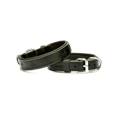 Doggie Pati Desenli Deri Köpek Boyun Tasması 2,5x37x45 cm Siyah Doggie Pati Desenli Deri Köpek Boyun Tasması 2,5x37x45 cm Siyah