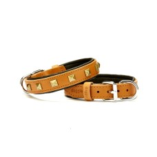 Doggie Piramit Metal İşlemeli Deri Köpek Boyun Tasması 3,5x47x55 cm Kamel Doggie Piramit Metal İşlemeli Deri Köpek Boyun Tasması 3,5x47x55 cm Kamel